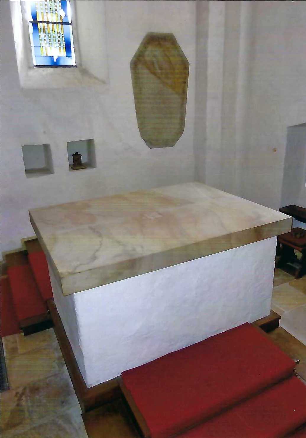 Das Foto des Altartisches in der Alten Kirche Wallenhorst
